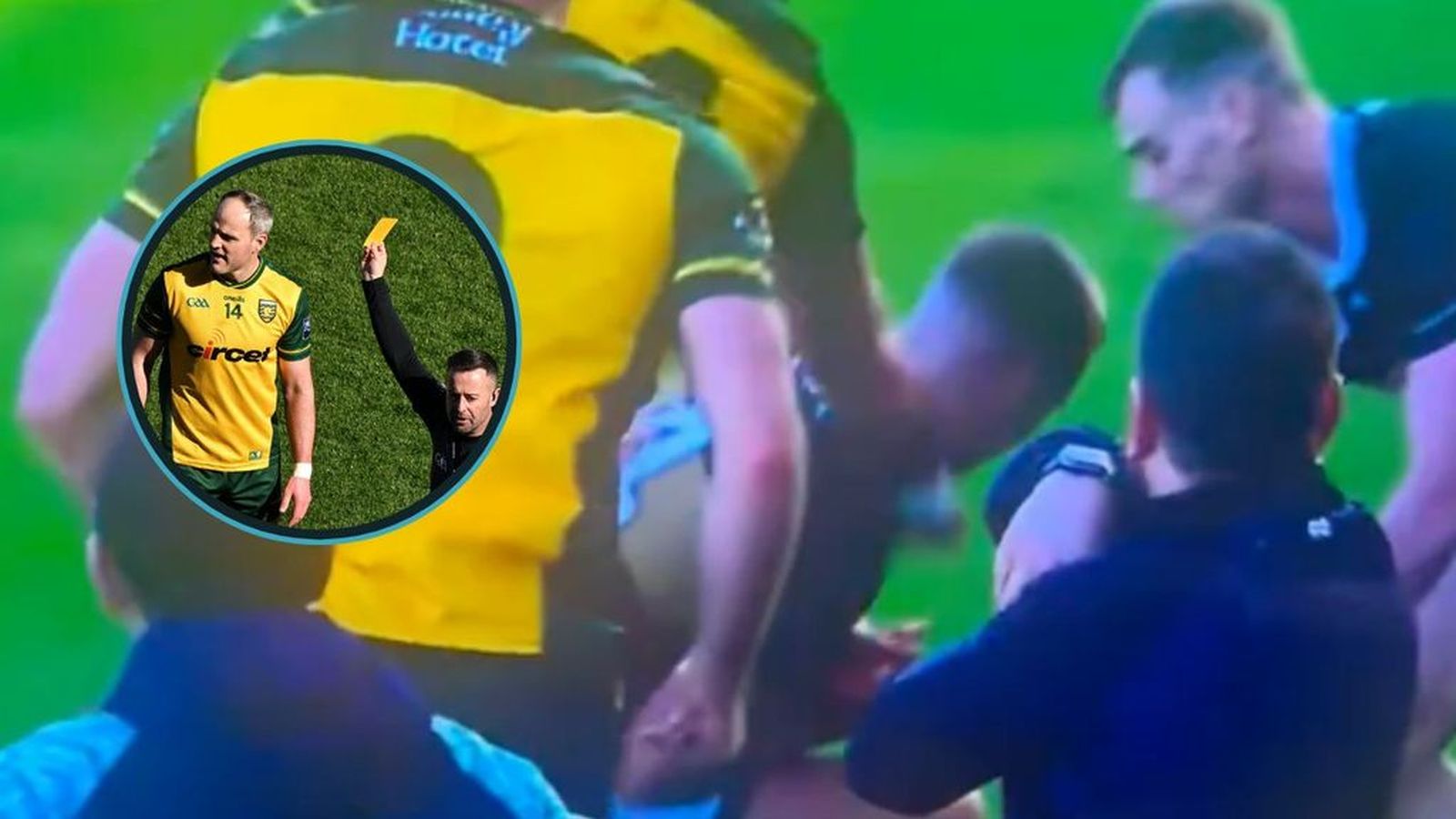 Michael Murphy playing GAA football