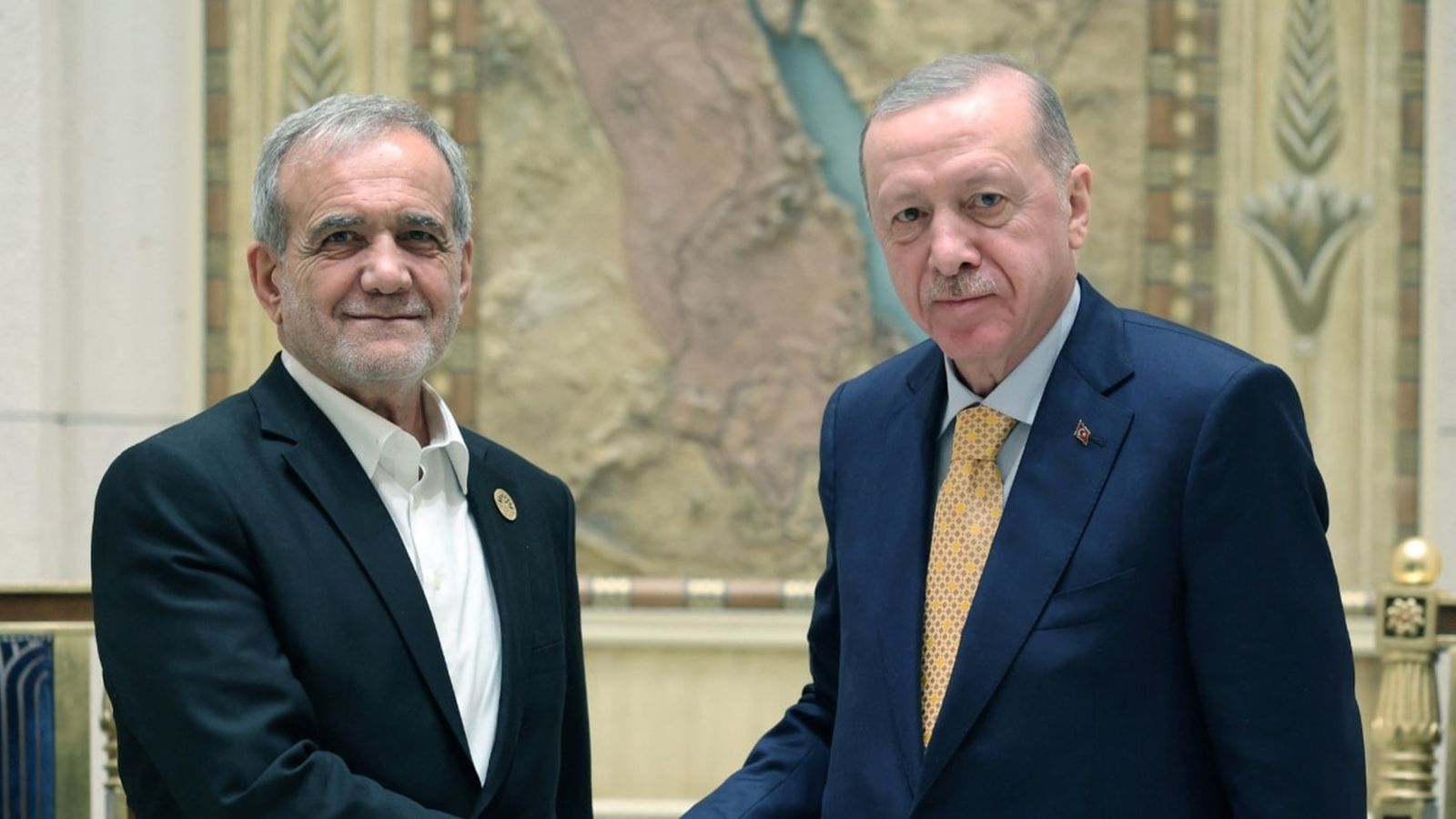 Turkey and Iran Presidents Address Airspace Violations and Tensions