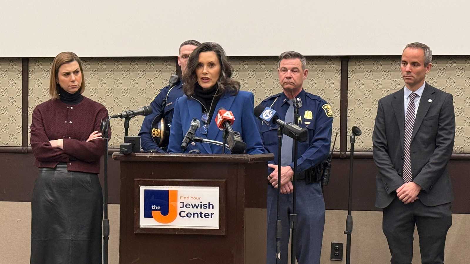 Governor Whitmer speaking at podium