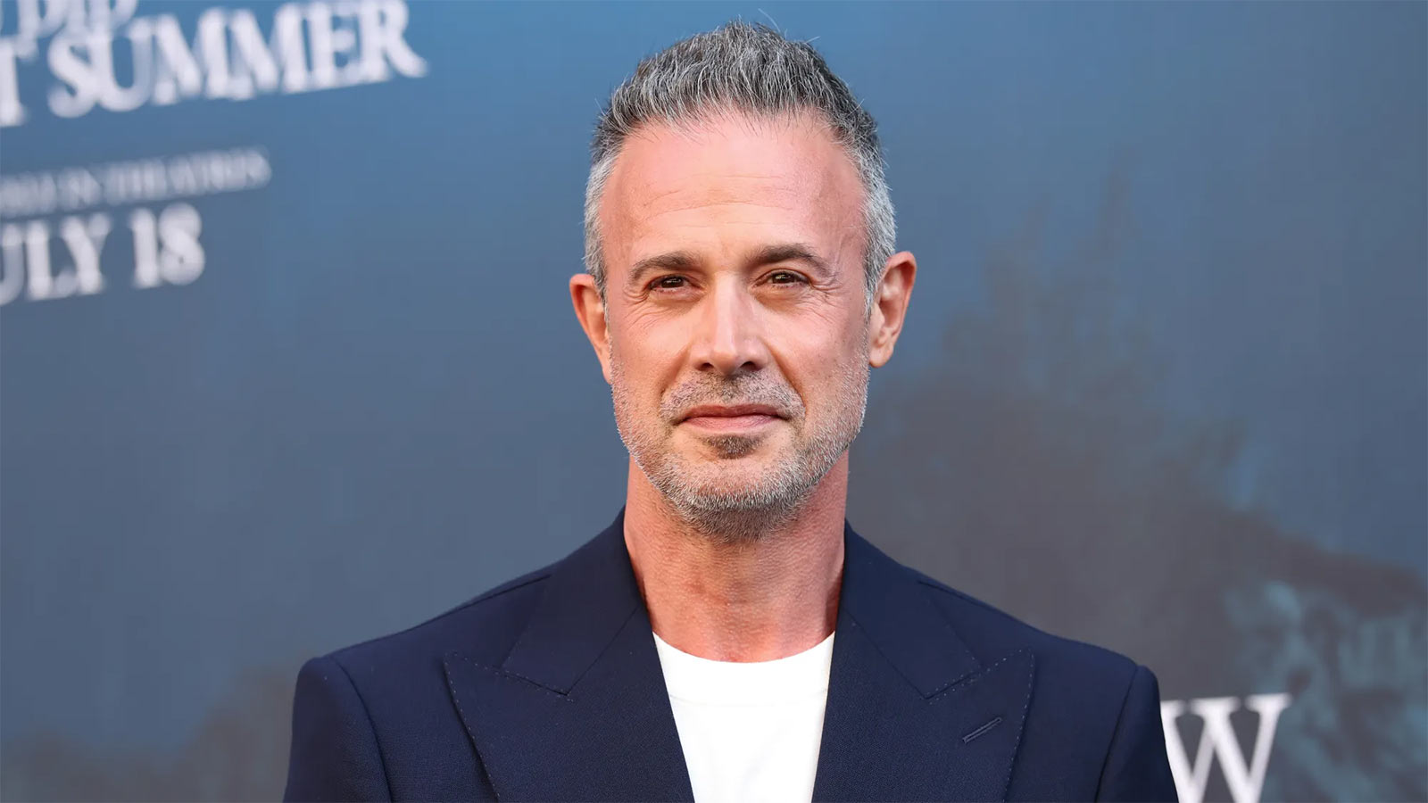 Why Freddie Prinze Jr. Is Rejecting His ‘Luddite’ Label