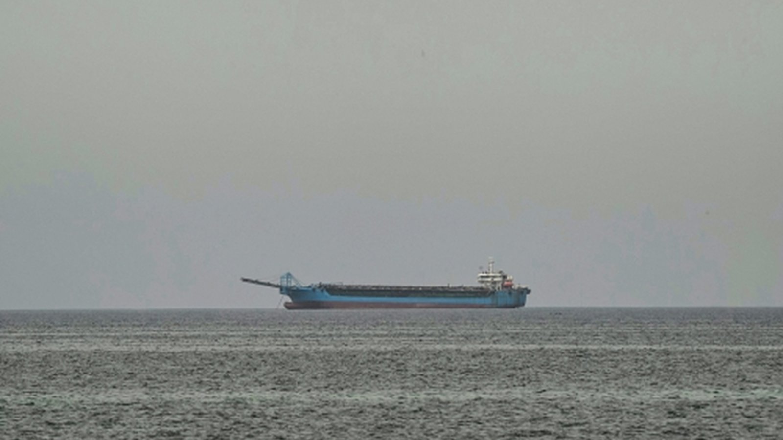 Tehran Threatens Maritime Transit as Hormuz Tensions Spike