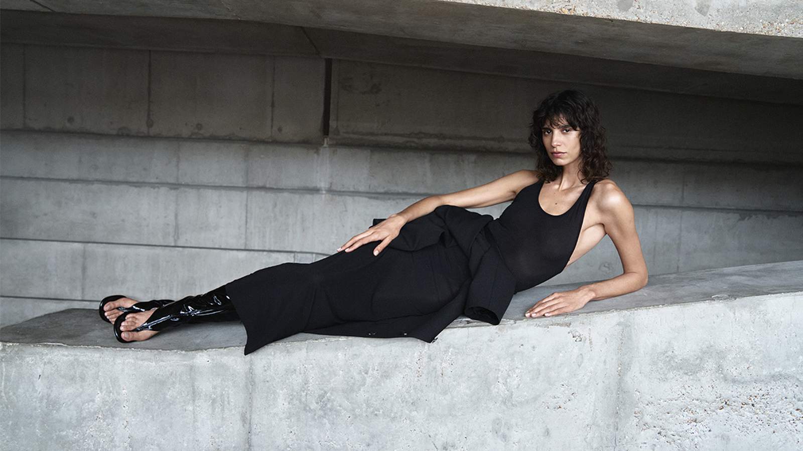 H&M-ի երկակի ռազմավարությունը. ապրանքանիշի դիրքերի ամրապնդումը WARDROBE.NYC-ի հետ և ճնշումը Shein-ի վրա